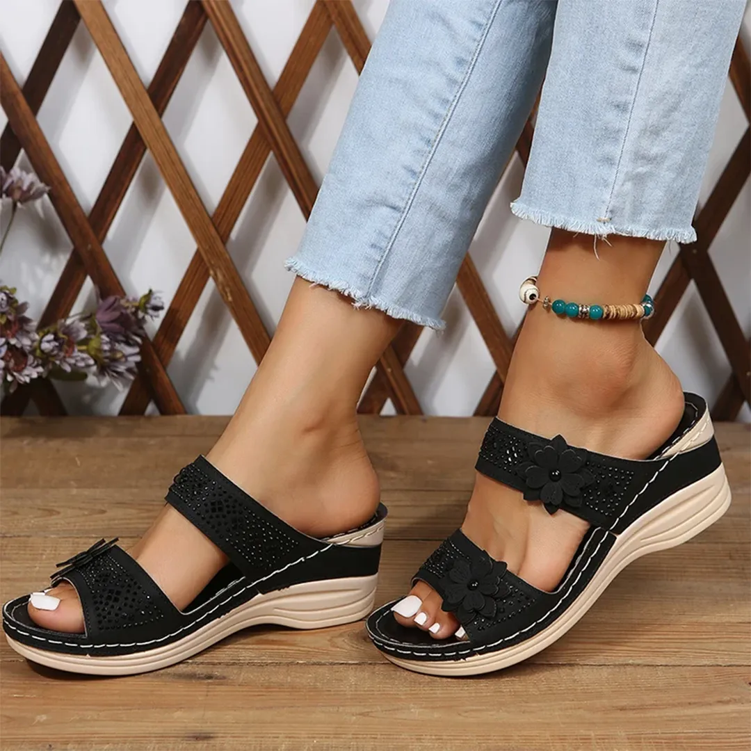 Blisscomfy Retro Studded Flowers Arch Support Slide Sandals