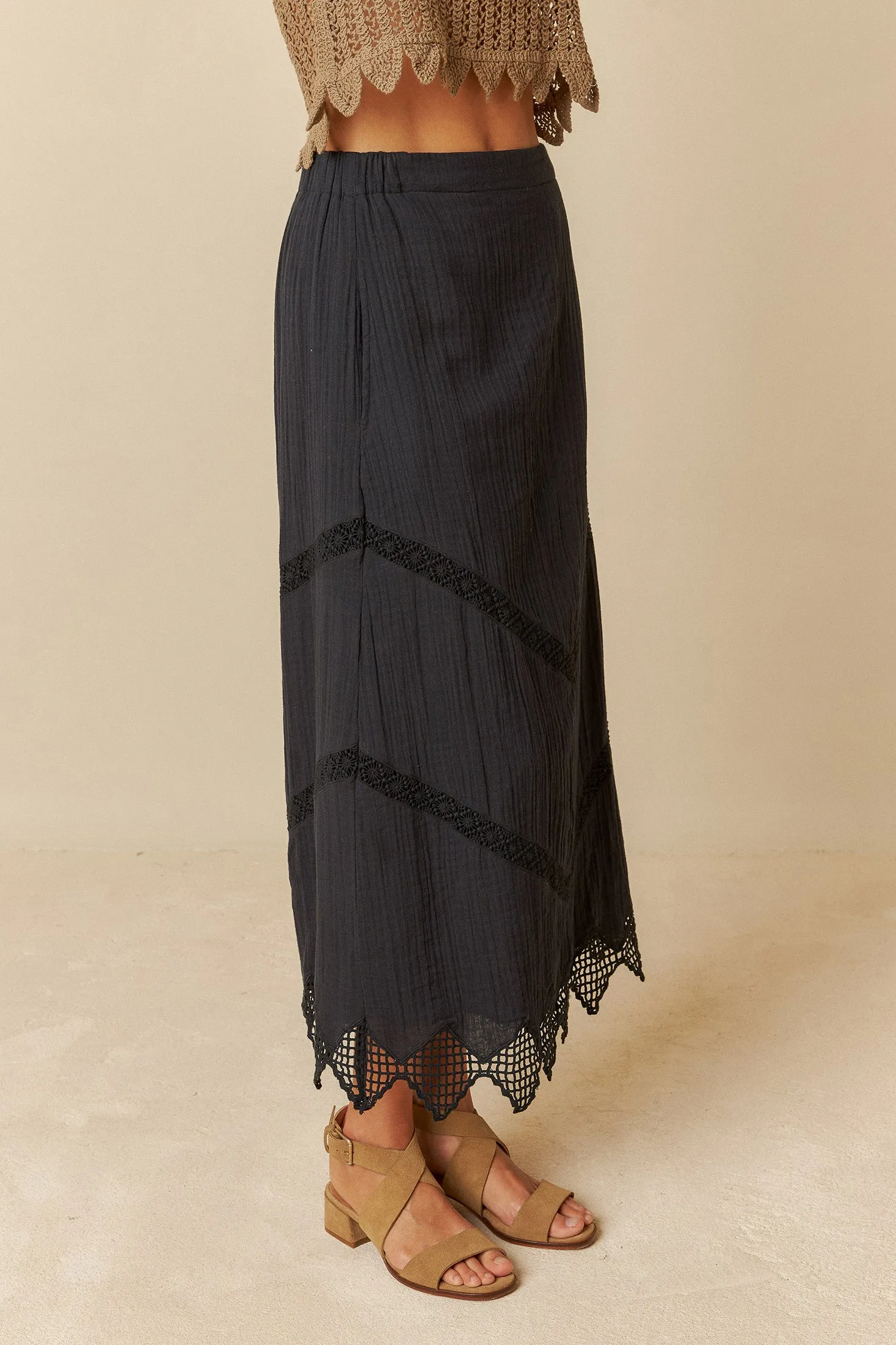 CROSSED SUEDE SANDALS