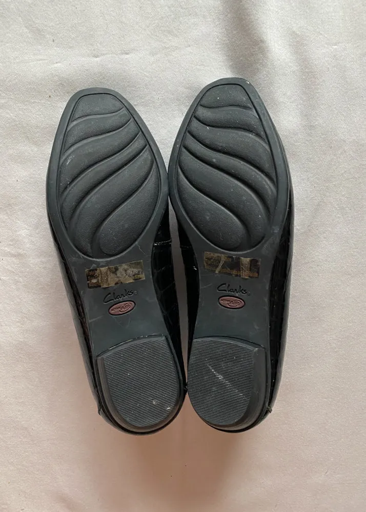 Donna's Croc Loafers