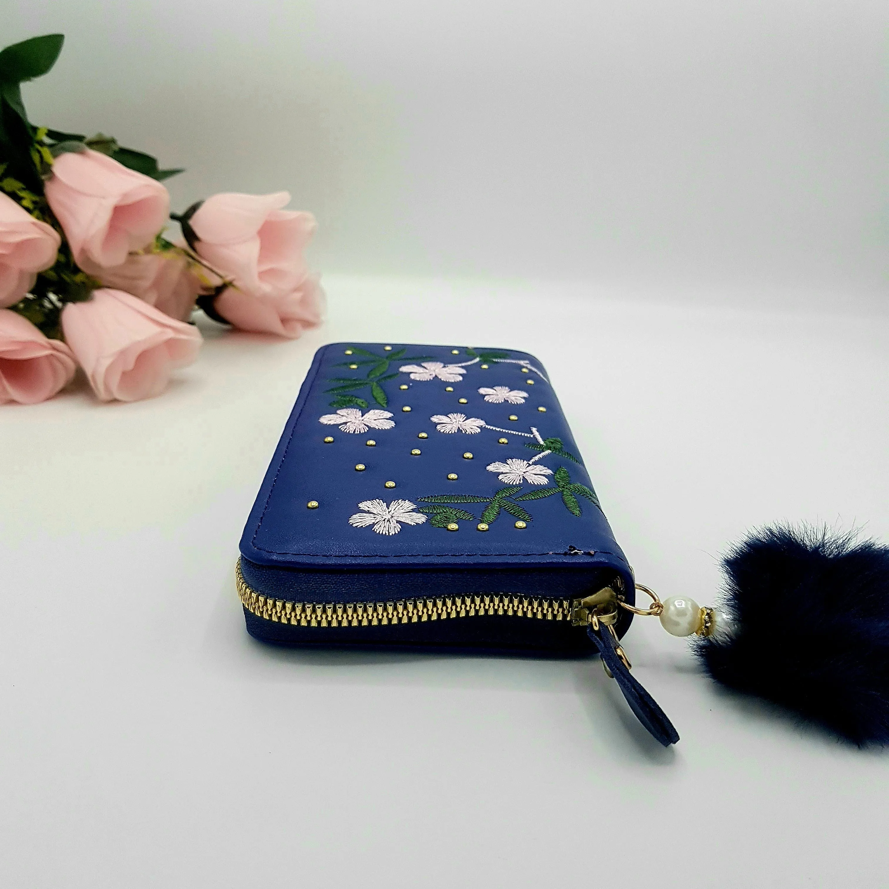 Fancy Hand Clutch For Ladies