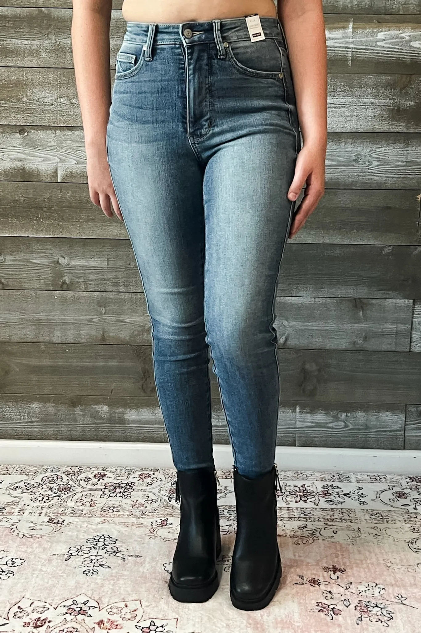 Judy Blue High Waist Tummy Control Top Contrast Wash Skinny Jeans