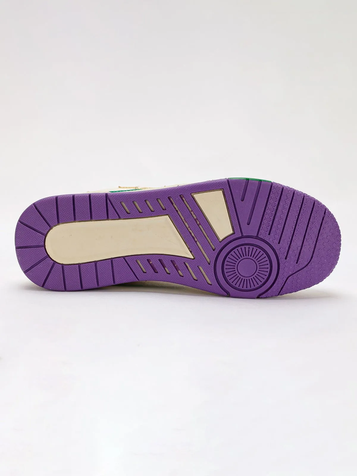 Kicksteria - Vintage Pentagram Shoes