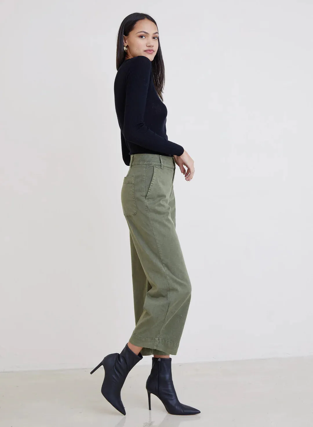 Saige Khaki Cropped Trouser
