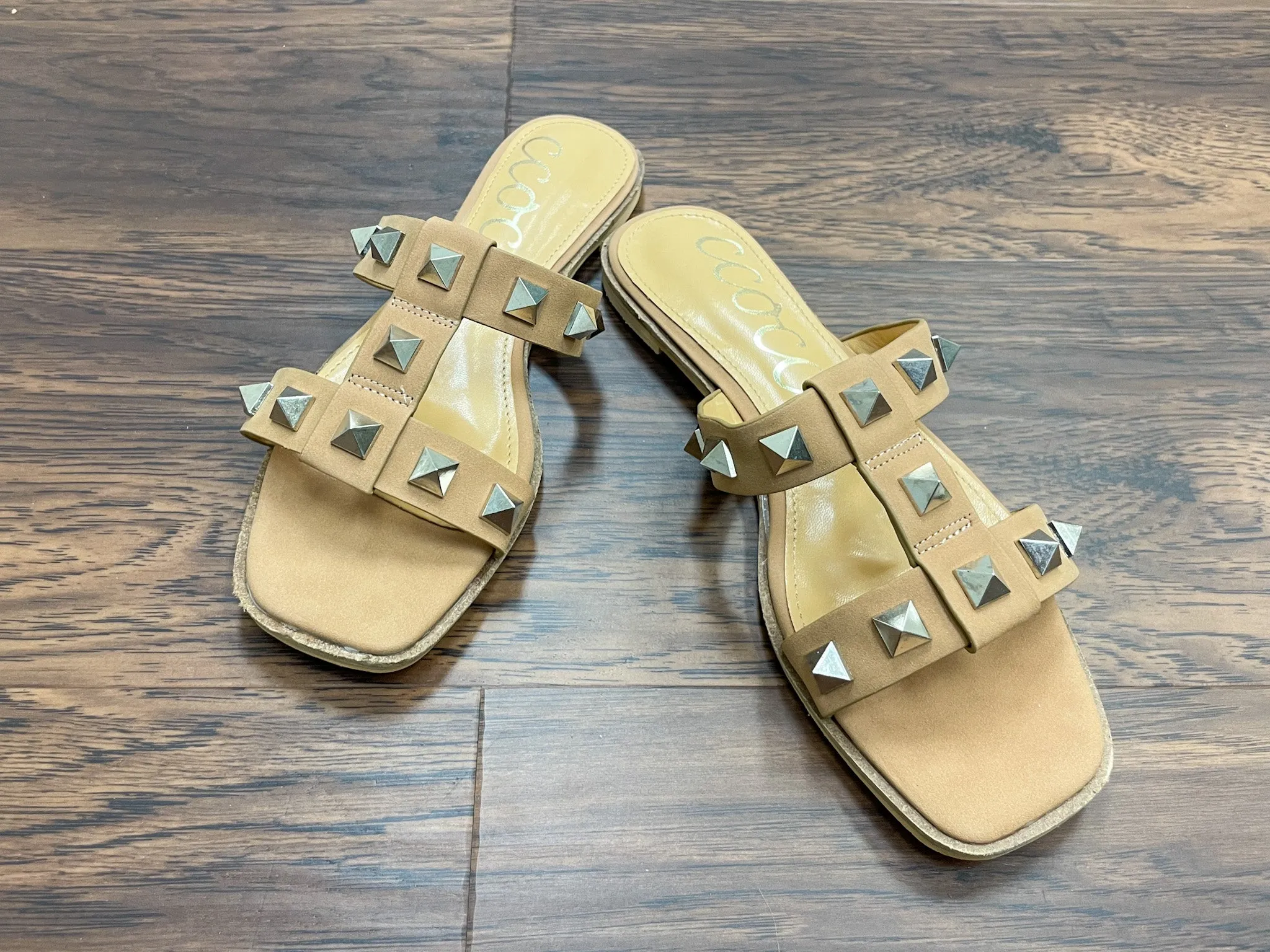 SALE! Minerva Sandals in Camel