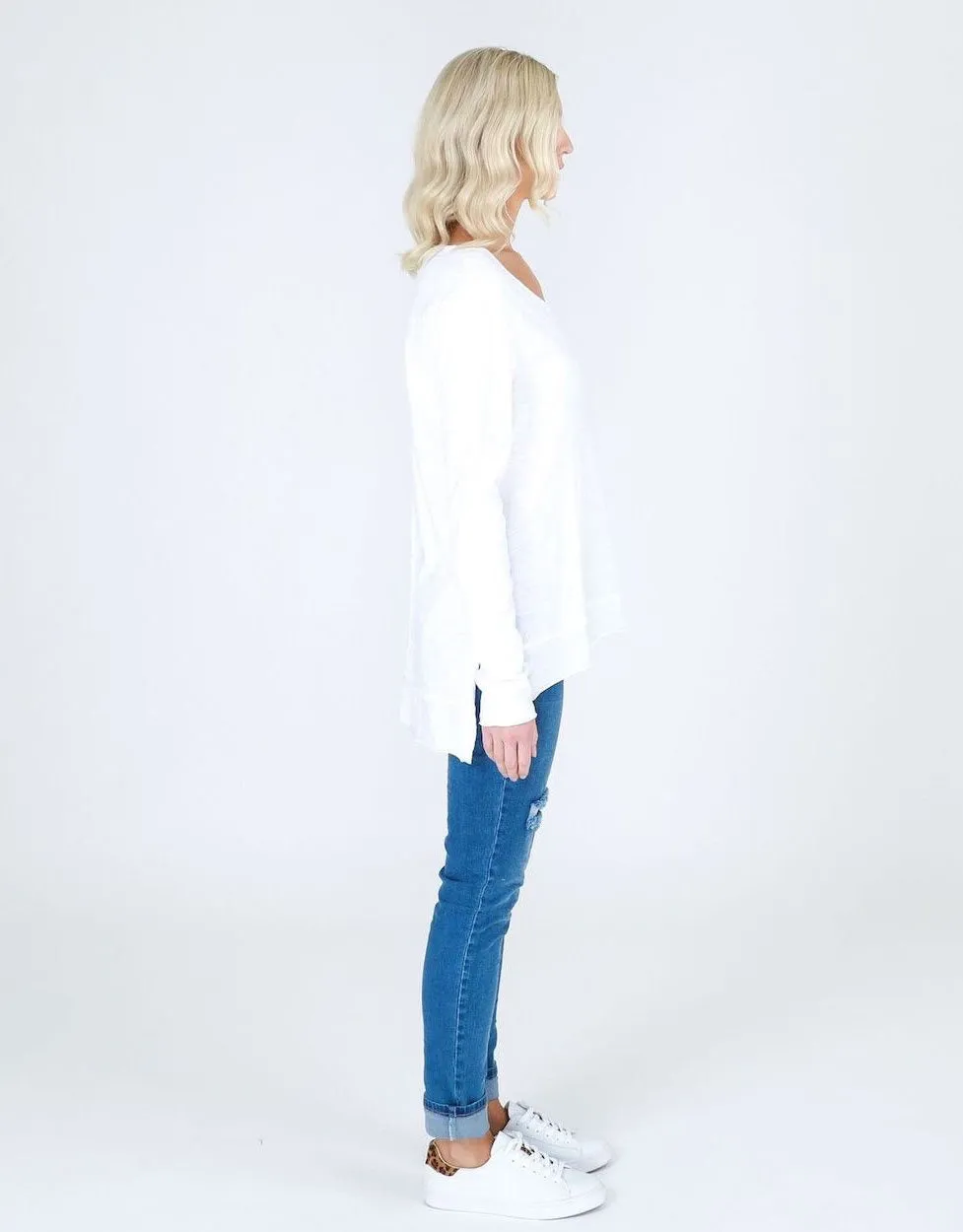 STRUMPET TEE - WHITE