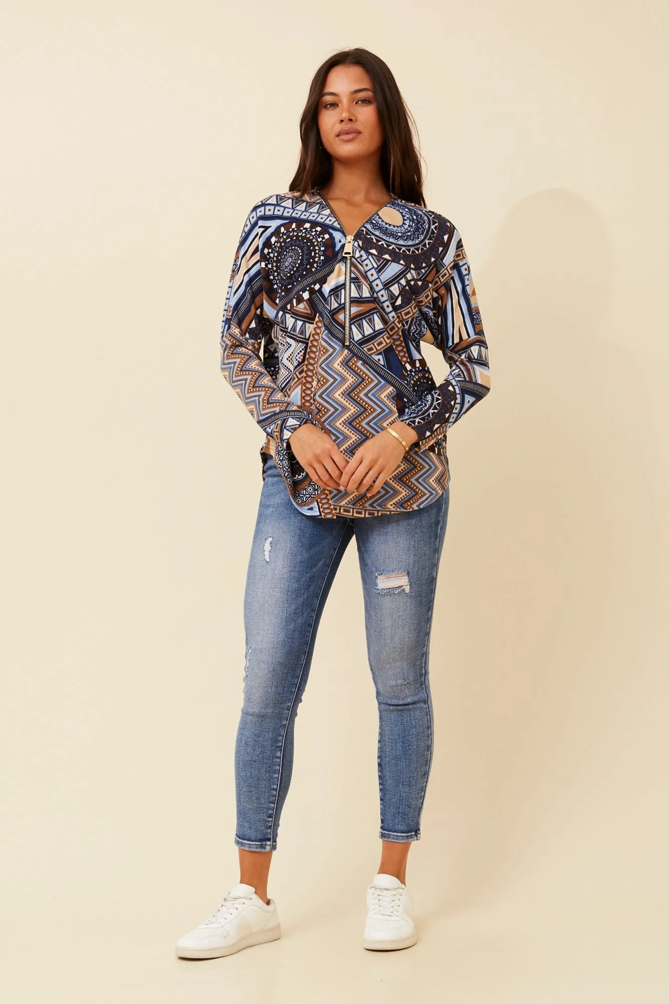 SUVI ABSTRACT PRINT TOP