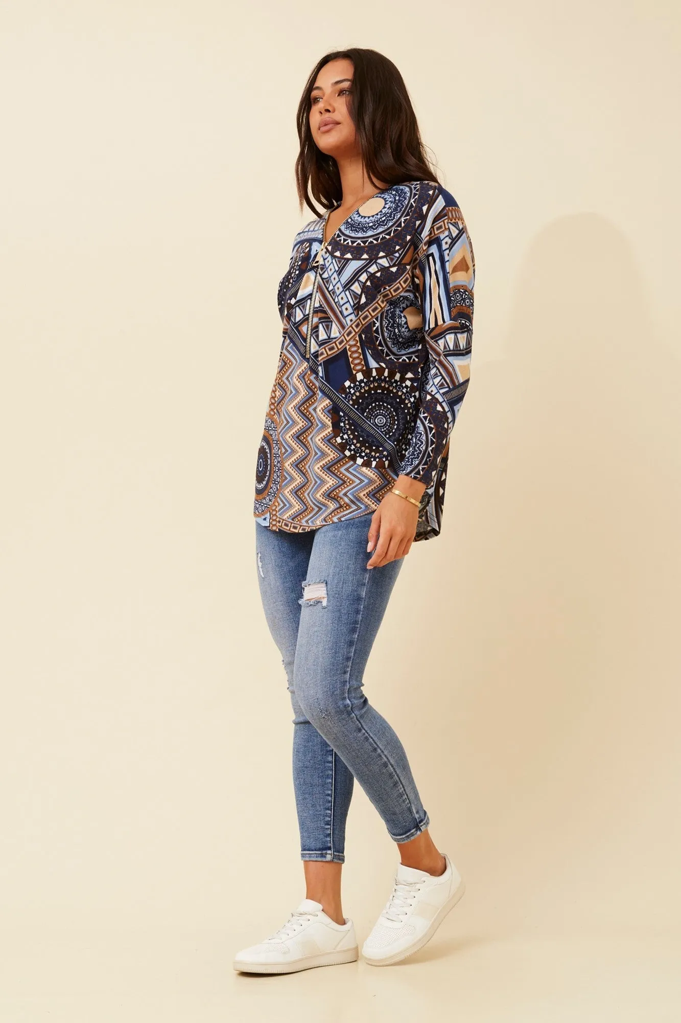 SUVI ABSTRACT PRINT TOP