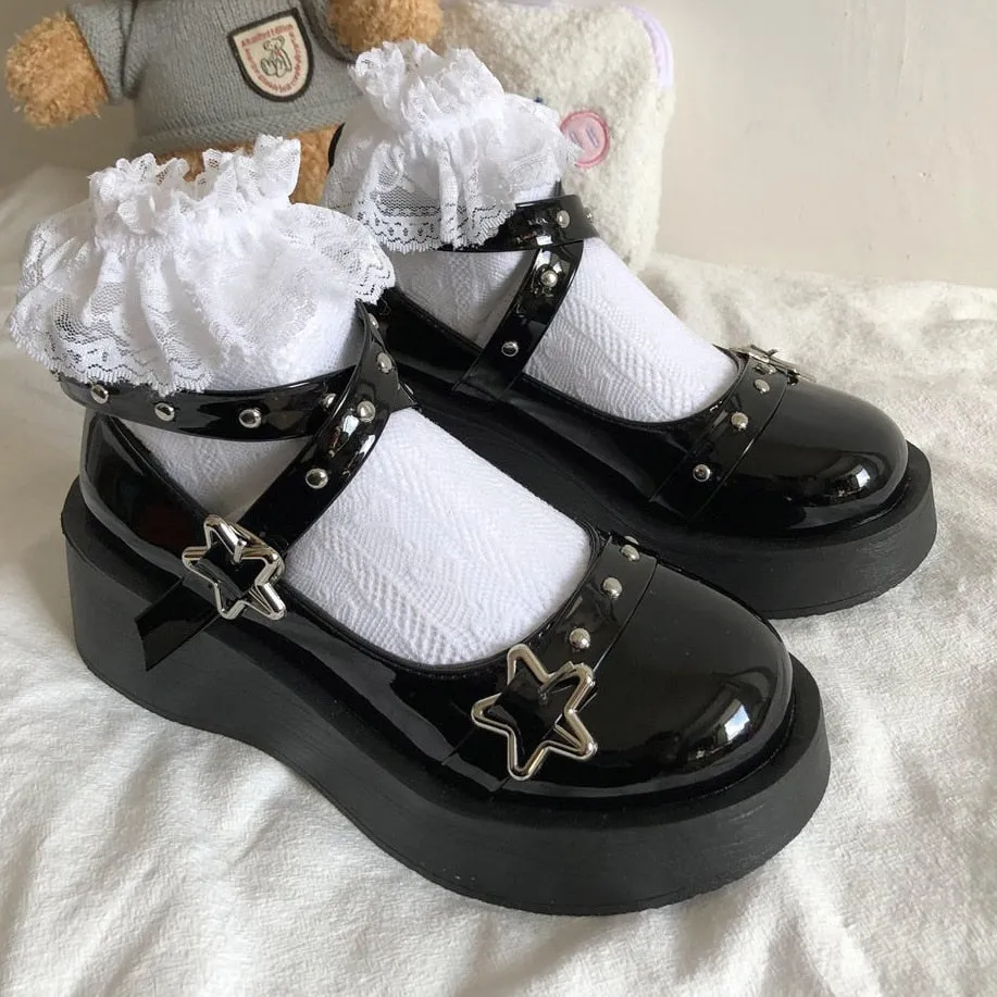 Women Cross-tied heels