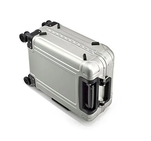 Zero Halliburton Geo Aluminum 2.0 Carry On 4-Wheel Spinner Silver